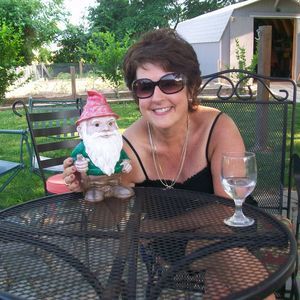 Meet your Posher, Linda